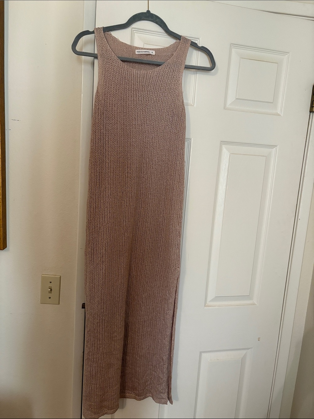 moon & madison Mauve Knit Tank Coverup NWOT